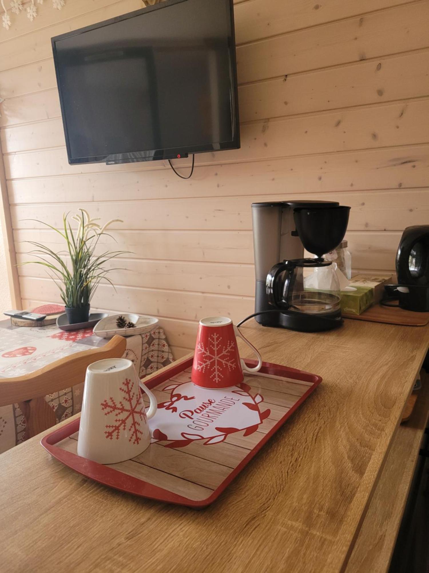 Appartement Le Flocon, Joli Petit Cocon 4 Pers En Rez De Jardin Draps Inclus Les Rousses Bagian luar foto
